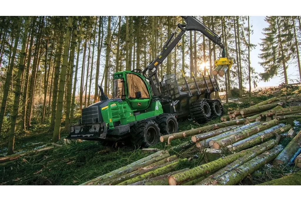 Форвардер John Deere 1510G